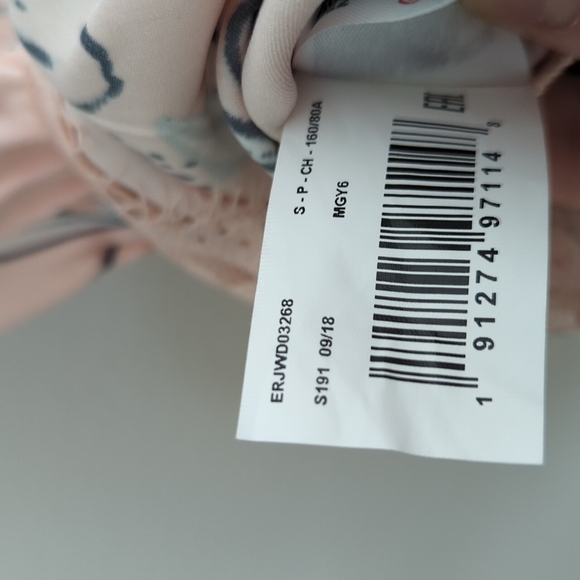 Roxy Floral Romper Size Small Lace Detail - Picture 14 of 15